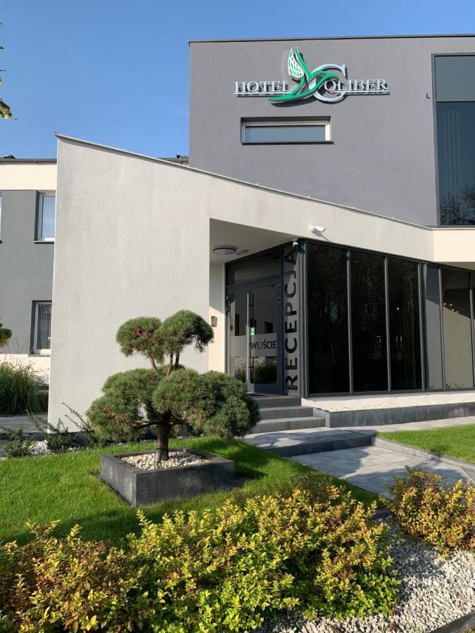 Hotel Coliber Klobuck Bagian luar foto