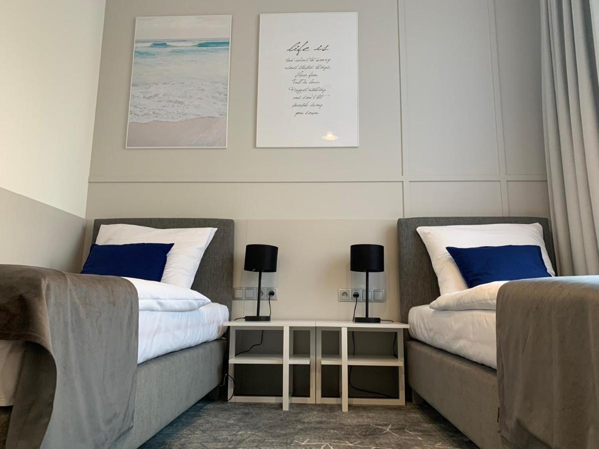 Hotel Coliber Klobuck Bagian luar foto