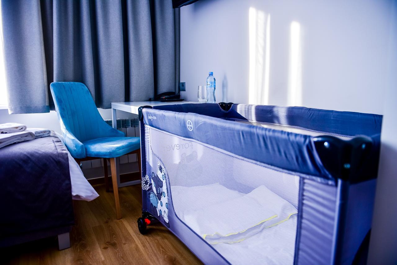 Hotel Coliber Klobuck Bagian luar foto