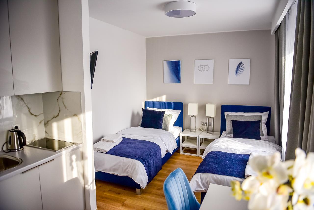 Hotel Coliber Klobuck Bagian luar foto